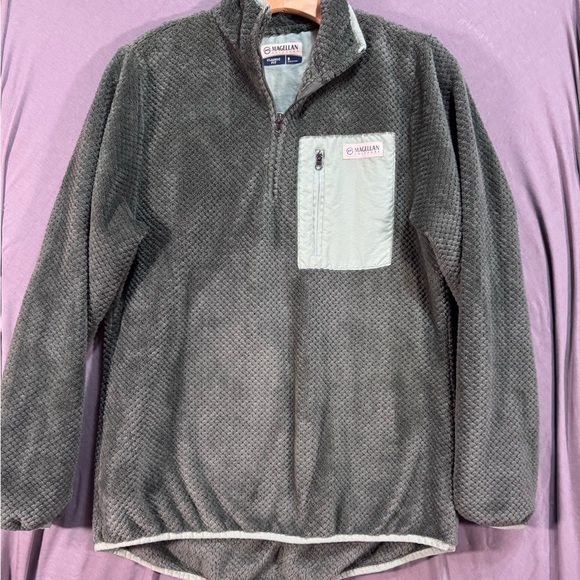 Magellan Outdoors green  Fleece Jacket - Picture 1 of 5